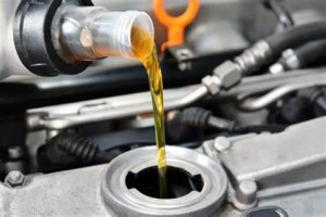 Auto dzinēju eļļas