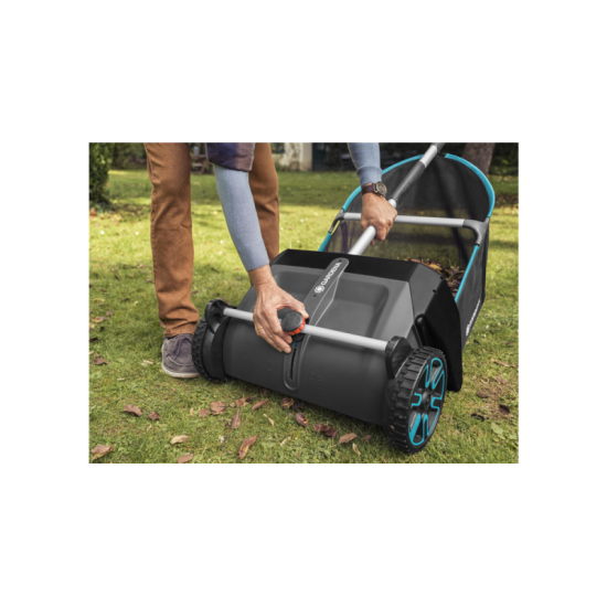 Manuālais lapu un zāles savācējs