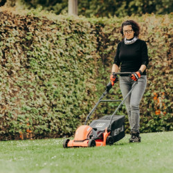 Akumulatora mauriņa pļaujmašīna DLM-310/35P, 40V, Karkass, Echo